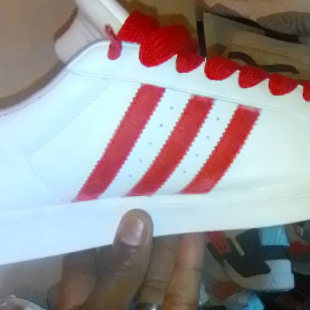 shoes - Picture 2 of 4